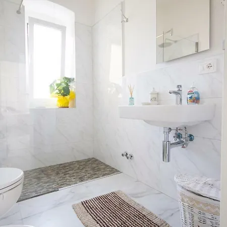 La Casa Del Vento * Специя