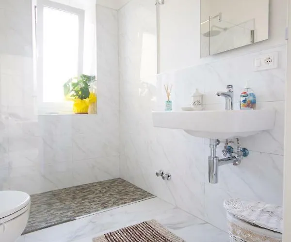 La Casa Del Vento * La Spezia